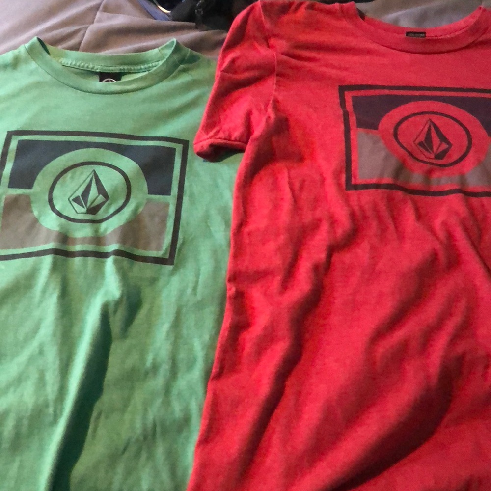 Volcom tees